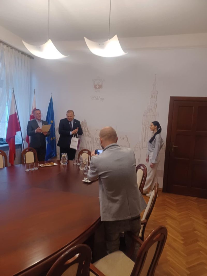 mt_gallery: I miejsce w konkurs o nazwie Nie kupuję ściemy!!! Omijam śmieci w sieci - Świadomy Konsument