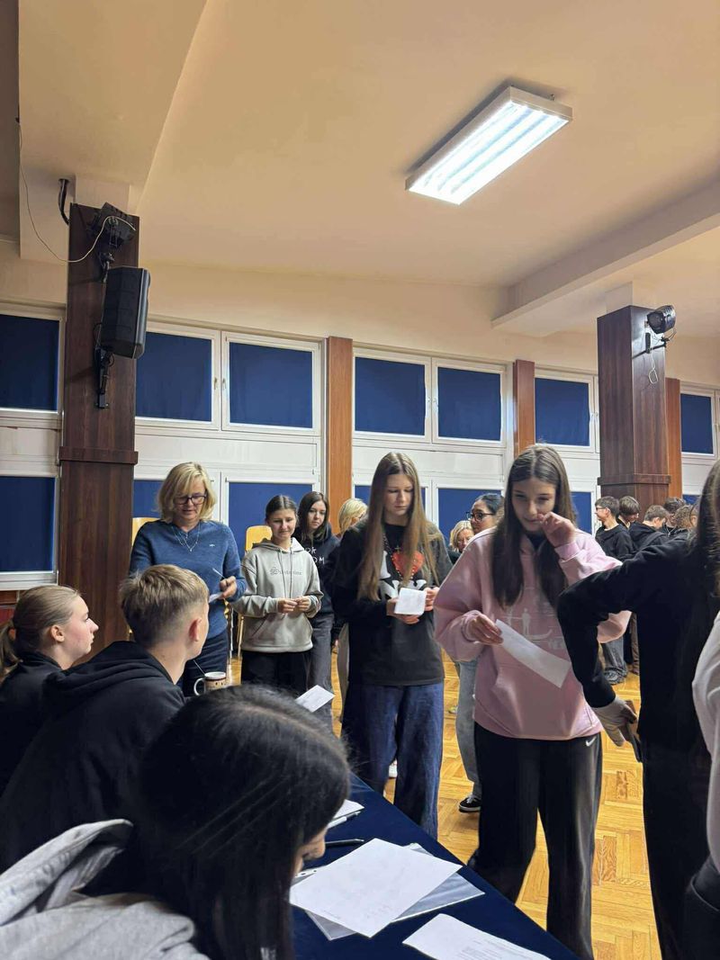 mt_gallery: WYBORY PRZEWODNICZĄCEGO SAMORZĄDU UCZNIOWSKIEGO 2025/2026 – WYNIKI! 