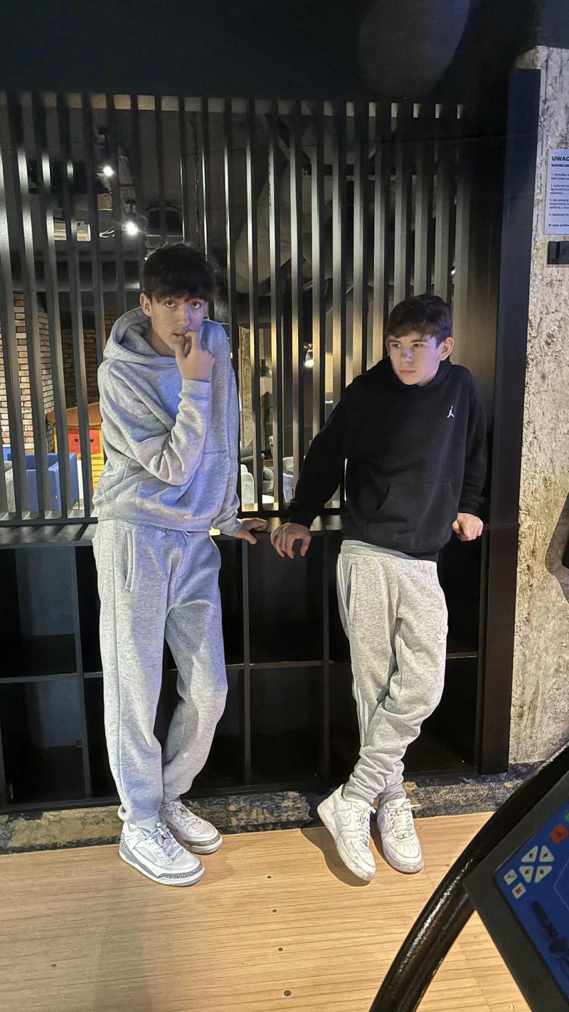 mt_gallery: ntegracja klasy 1a LO w Kręgielni Maszynownia.